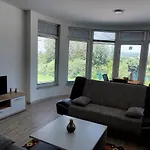 Window شقة