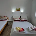 شقة Window