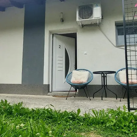 Διαμέρισμα Window